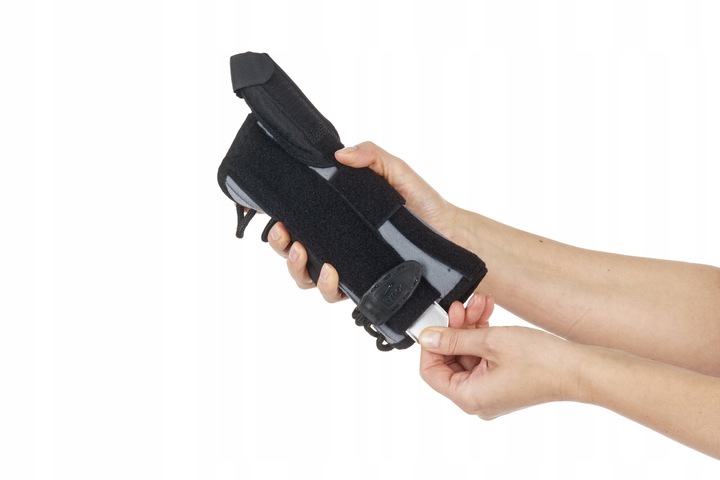 ORTEZA NADGARSTKA STABILIZATOR DŁONI RĘKI Z UJĘCIEM KCIUKA SZYNA STABILNA