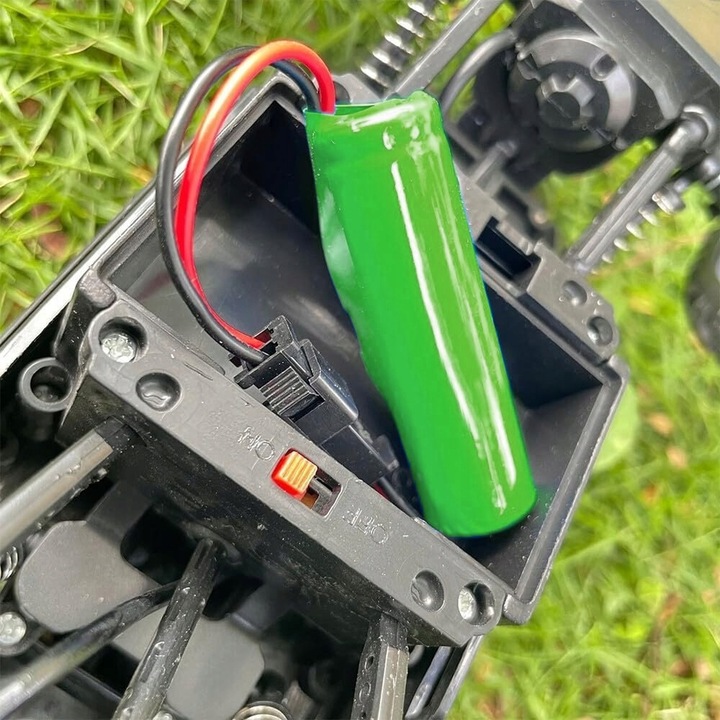 BATERIA AKUMULATOR LI-ON 3,7V 800MAH Z WTYCZKĄ SM-2P USB DO SAMOCHODÓW