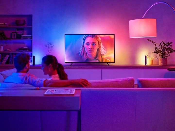 Żarówka LED C37 E14 SMART 5W RGB WW CW Wi-Fi TUYA SuperLED