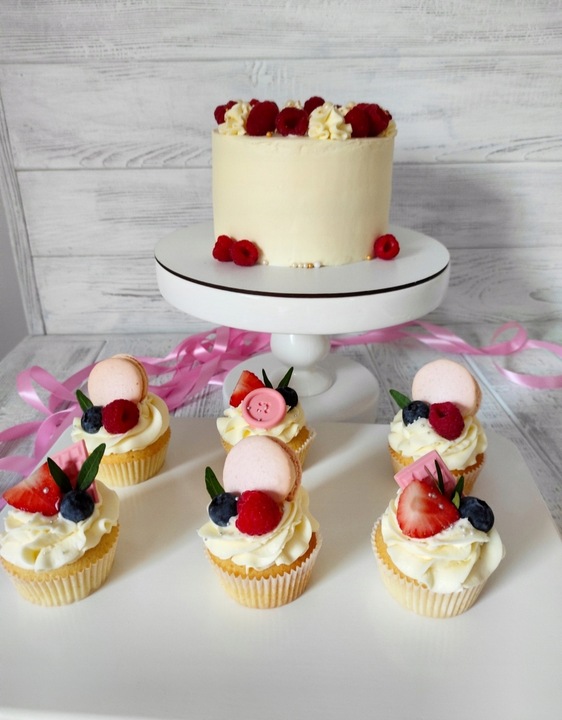 Podkłady pod tort sztywne biale HDF 25 cm 10 szt