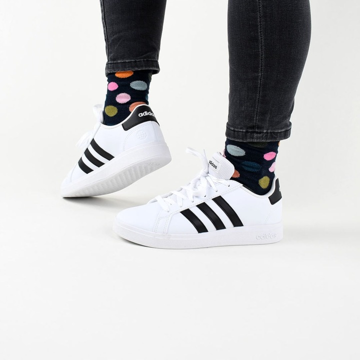 Buty młodzieżowe adidas Grand Court trampki sportowe GW6511 38 2/3