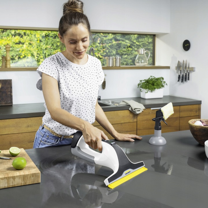 Myjka do okien Karcher WV6 Plus akumulatorowa ze spryskiwaczem i padem
