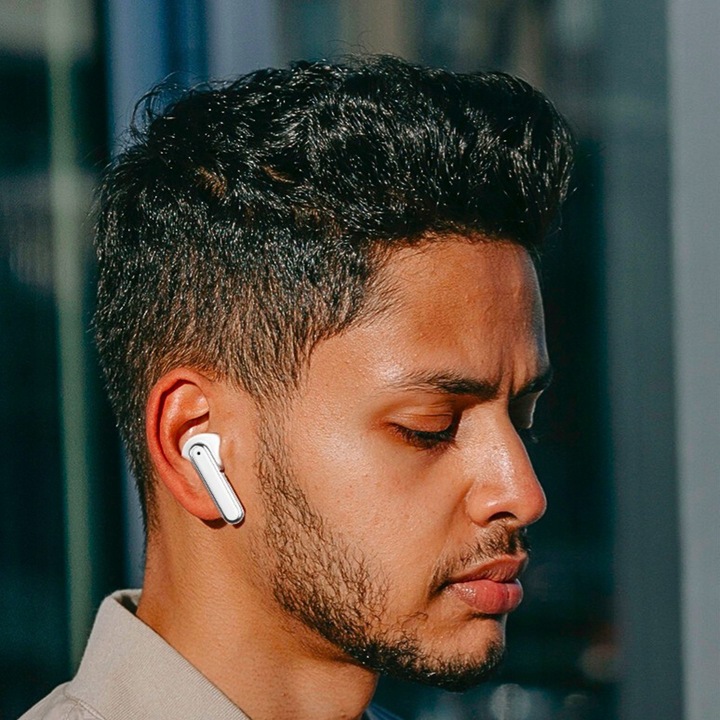 SŁUCHAWKI BEZPRZEWODOWE douszne TWS XY19 WODOODPORNE 2 mikrofony LED EKRAN