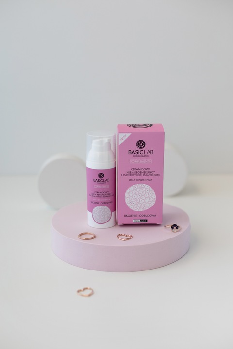 BasicLab ceramidowy krem regenerujący z 5% probiotykiem i 3%