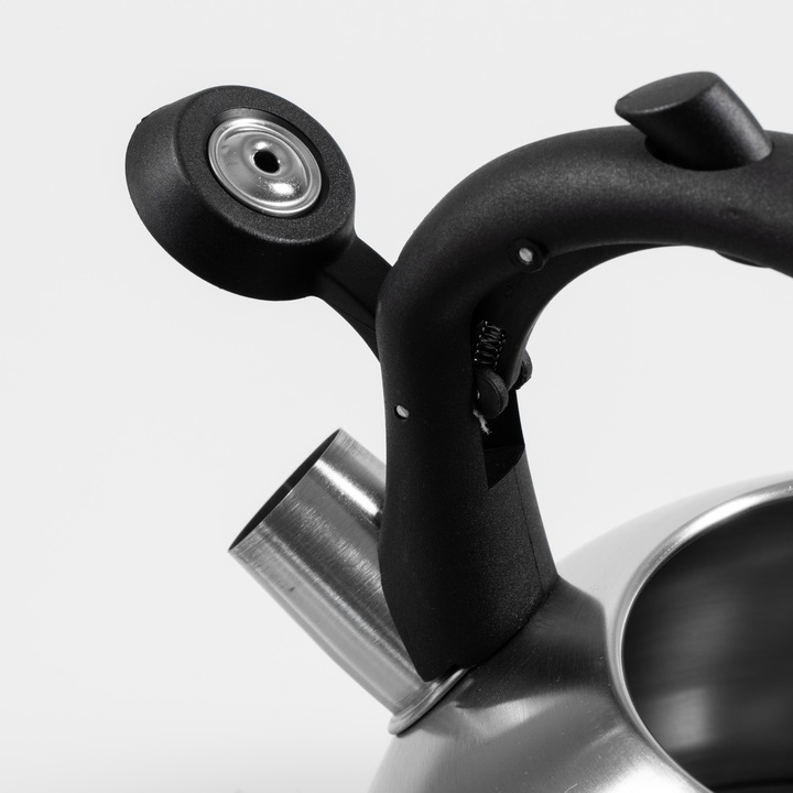 SREBRNY CZAJNIK Z GWIZDKIEM TRADYCYJNY 2,5 L INDUKCJA GAZ STAL