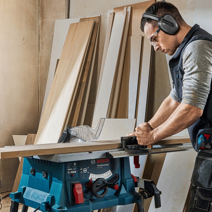 Bosch MOCNA PIŁA STOŁOWA KRAJZEGA PRZECINARKA DO DREWNA GTS 254 1800W