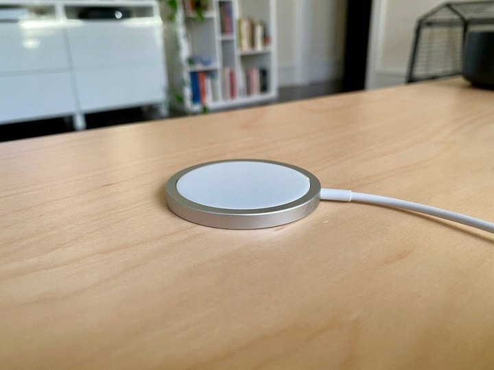 MAGSAFE ŁADOWARKA INDUKCJA DO IPHONE APPLE KOMPLET