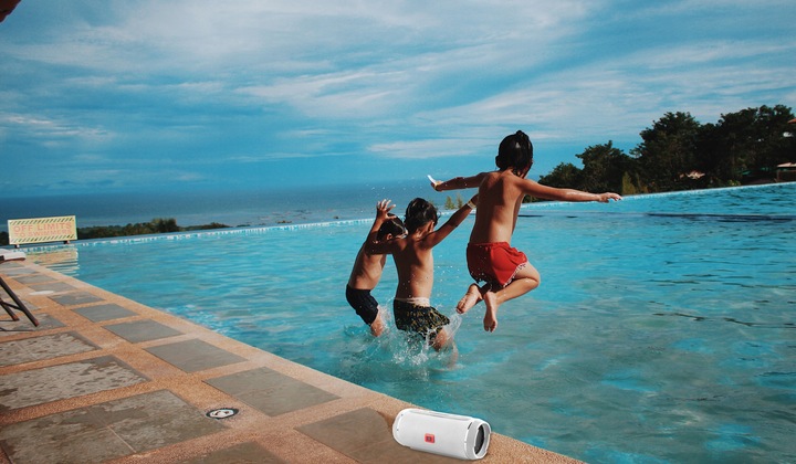 MOCNY GŁOŚNIK BLUETOOTH USB SD PRZENOŚNY BEZPRZEWODOWY RADIO WIEŻA