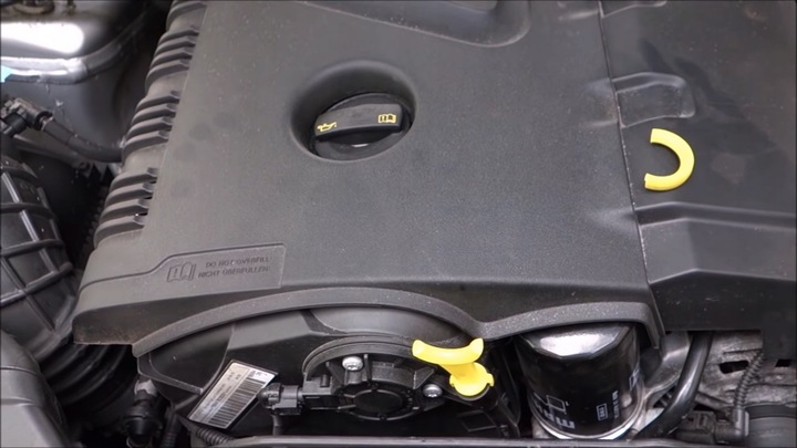 Bagnet Miarka poziomu oleju A4 A5 A6 Q5 1.8 TFSI 2.0 TFSI