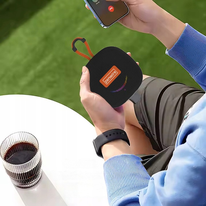 Głośnik Bluetooth Mały Przenośny Bezprzewodowy Boombox z Radiem FM MP3