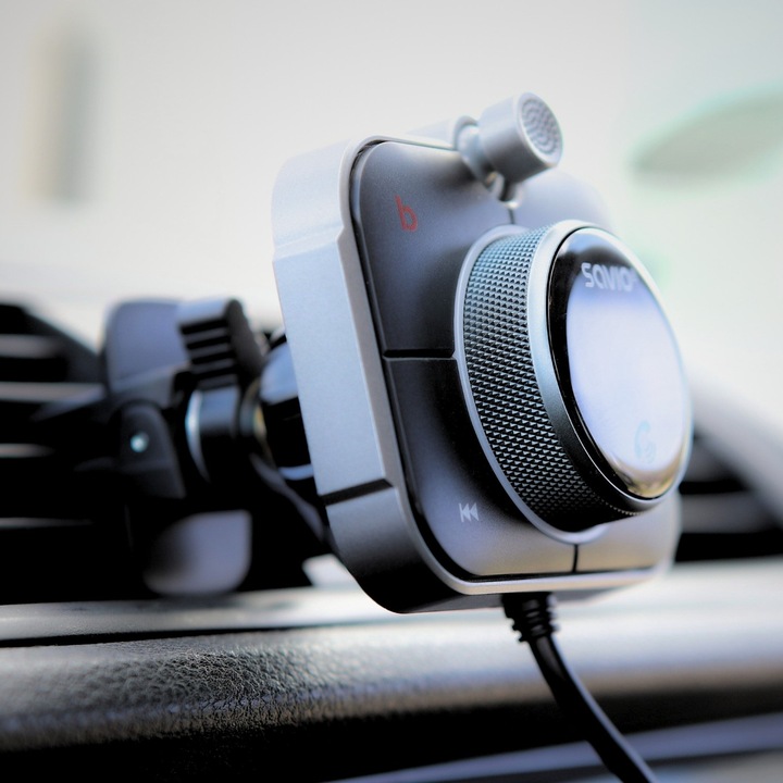 Transmiter FM Bluetooth Ładowarka USB QC SAVIO TR-14 Zestaw