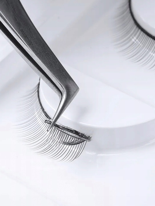 GŁÓWKA GŁOWA TRENINGOWA DO NAUKI PRZEDŁUŻANIA RZĘS SILIKONOWA + RZĘSY