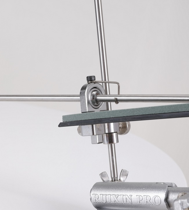 PROFESJONALNA OSTRZAŁKA NOŻY OSEŁKA Ruixin RX009