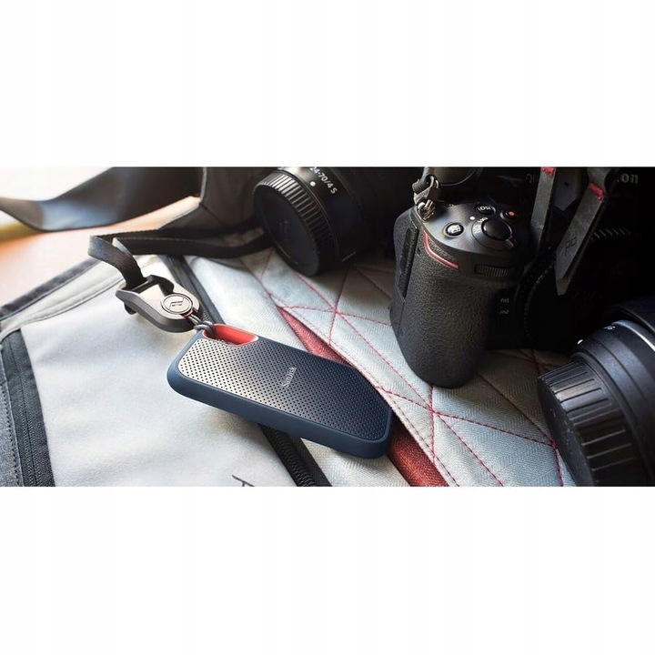 Sandisk, Extreme Przenośny Dysk SSD, 1 TB, Czarny