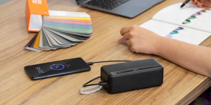 Power bank 40000mAh 20W QC PD USB-C KrugerMatz