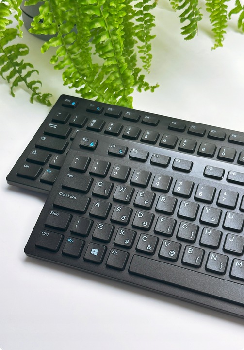 DELL PRO series| Cicha biurowa klawiatura USB 1,8m | CZARNA SLIM REGULOWANA