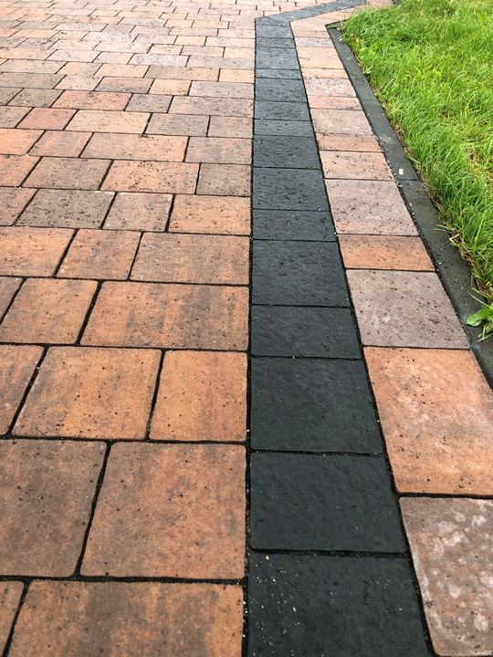 Piasek Bazaltowy Fuga Zasypka Grafit Do Kostki Brukowej 0-2 20 KG