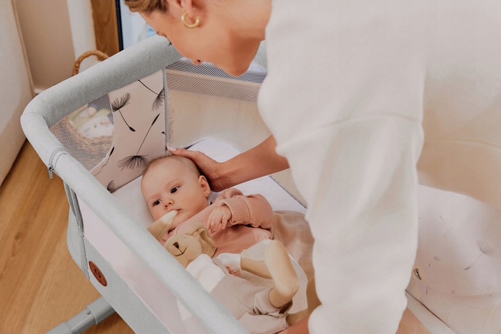 Łóżeczko dostawne dziecięce + kojec Lionelo Aurora + Otulacz bambusowy