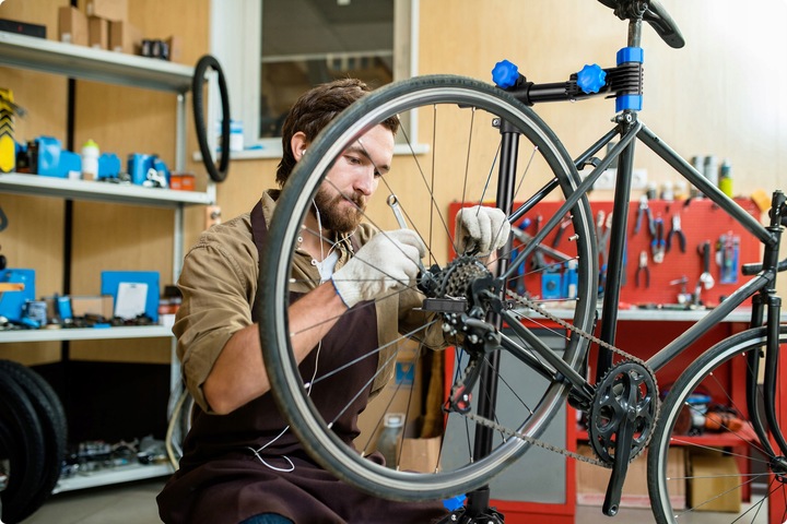 STOJAK NA ROWER WIESZAK SERWISOWY ROWEROWY 30KG