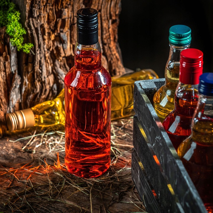 10 SZT BUTELKI MONOPOLOWE 500ML 0,5L Z ZAKRĘTKĄ NA BIMBER WÓDKĘ NALEWKI SOK