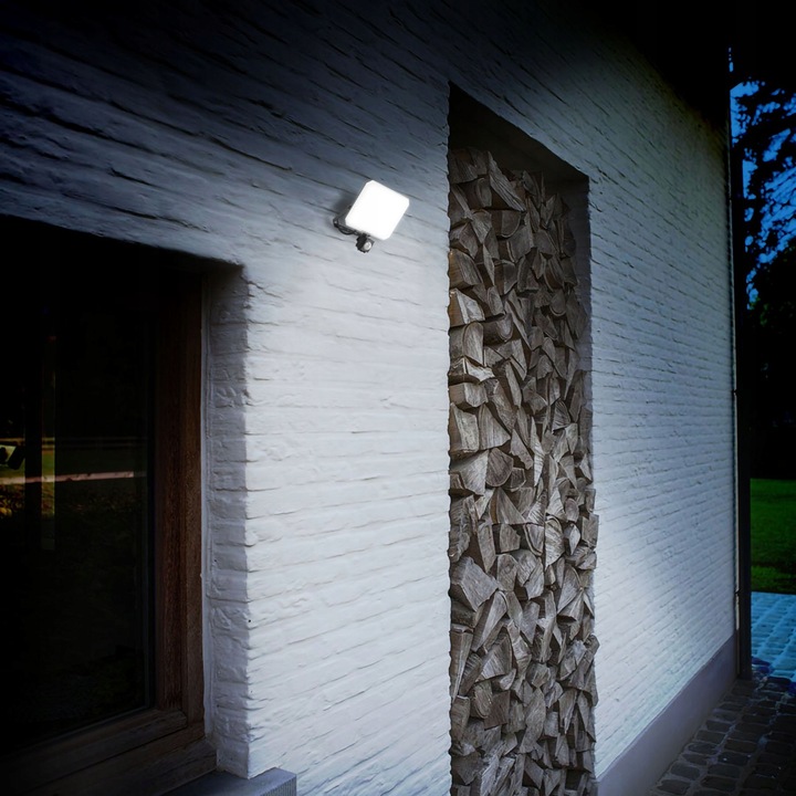 Lampa z Czujnikiem Ruchu Naświetlacz Halogen LED Videx 2850lm 30W IP65