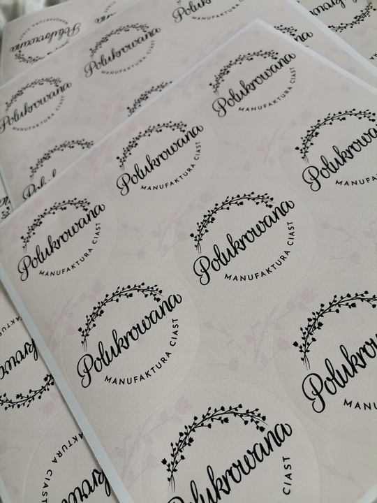 Naklejki z logo własnym nadrukiem WODOODPORNE