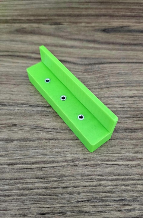 Przymiar do Wiercenia Otworów pod Wkręty – Szablon Trasujący