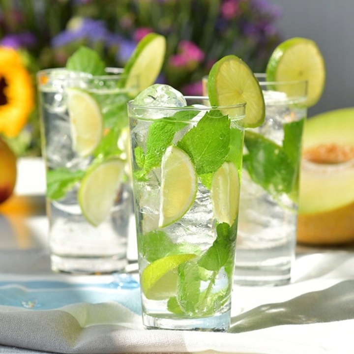 Wysokie szklanki Pure KROSNO 6szt 350ml do napojów wody soku drinków