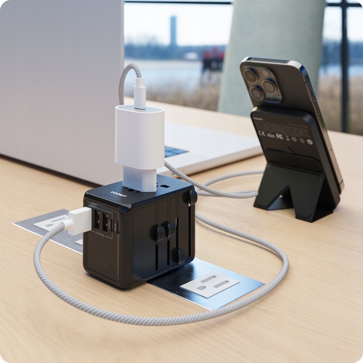 VOOMY Y30 Adapter Podróżny 3x USB-A 2x USB-C