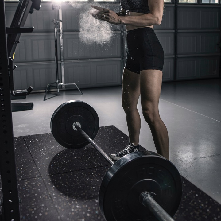 Gruba mata antywibracyjna 60x60cm pod pralkę i suszarkę grubość 1cm