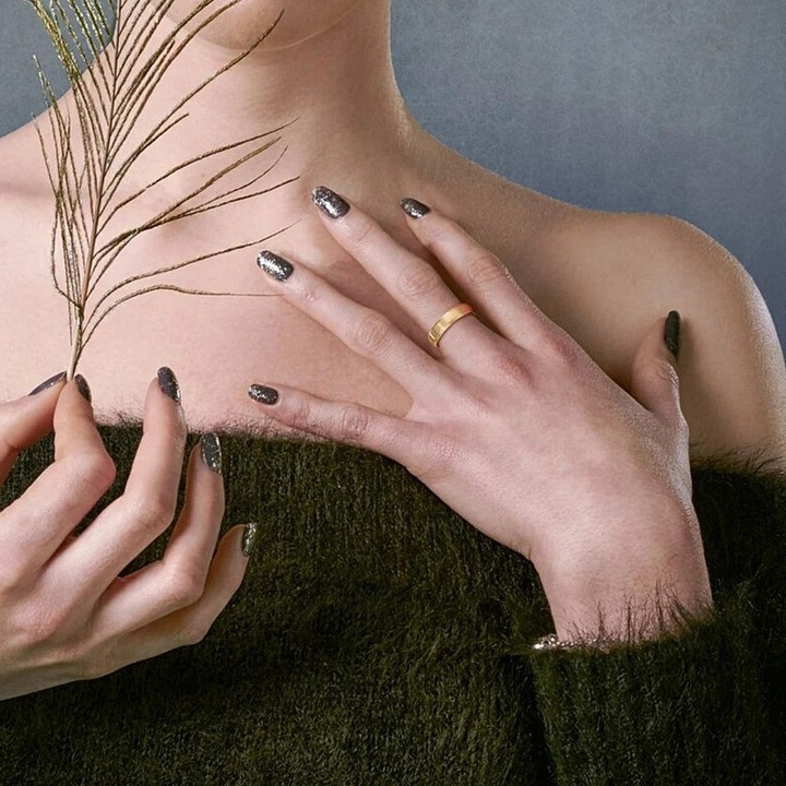 18K ZŁOTA OBRĄCZKA FAZOWANA Z WOLFRAMU MATOWA r.20