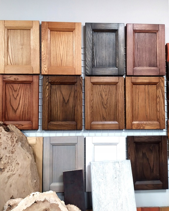 Twardy OLEJ DO BLATÓW I MEBLI DREWNIANYCH BARWIONY BORMA WACHS 54