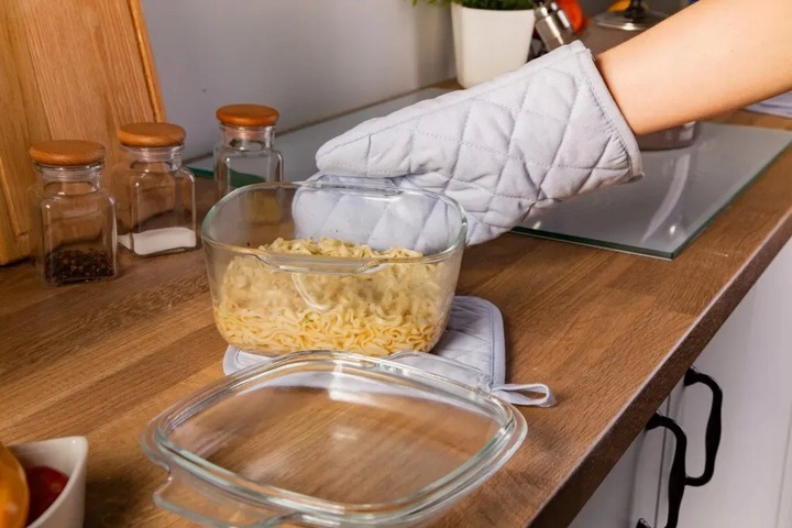 Naczynie żaroodporne 1,5l szklane do zapiekania z pokrywą Altom Design