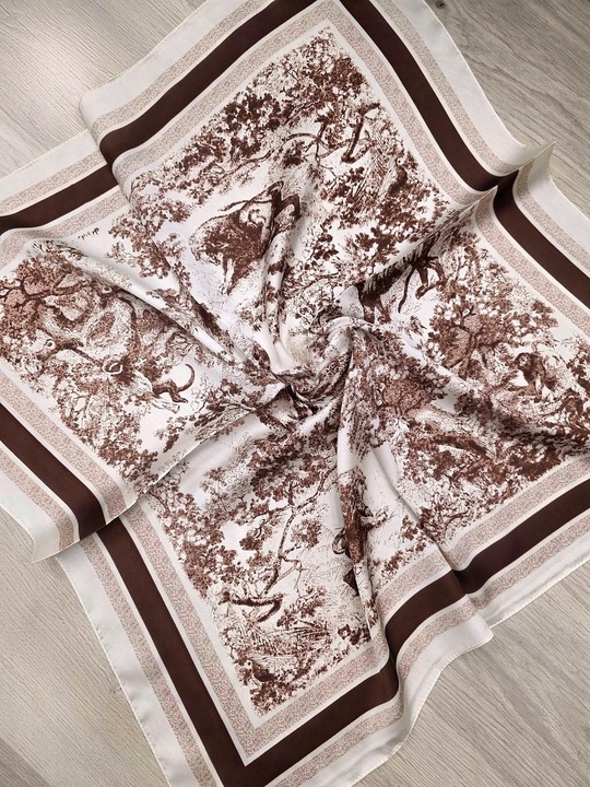 APASZKA CHUSTA DAMSKA lekka elegancka chustka gawroszka kwadratowa