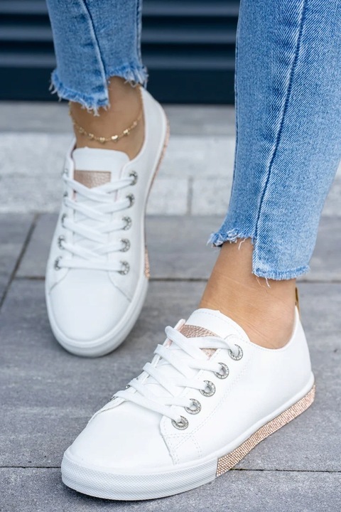 Białe trampki damskie skórzane Queen 39