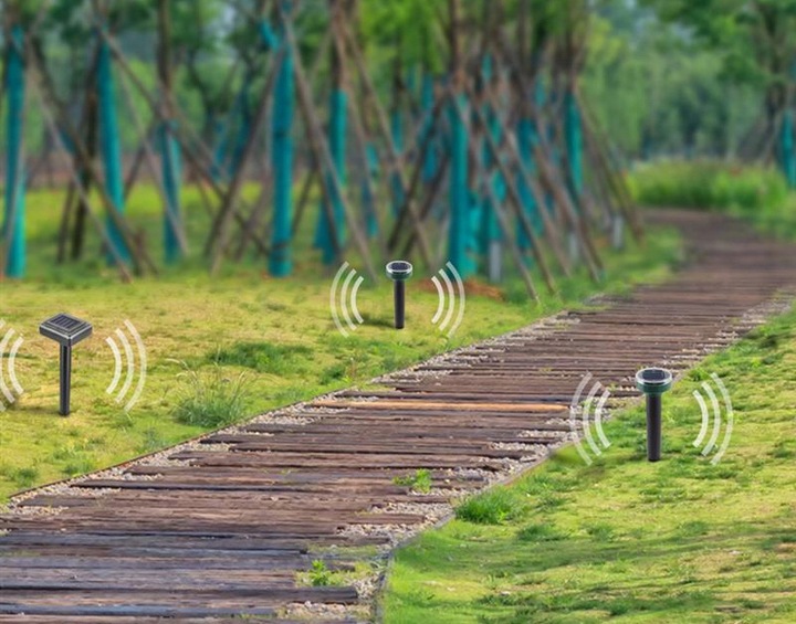 4x SILNY ODSTRASZACZ SOLARNY KRETÓW NORNIC GRYZONI NA KRETY NORNICE