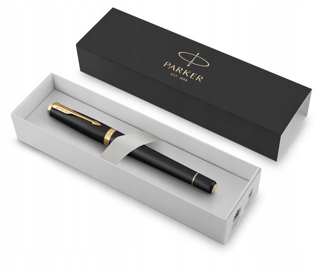 PIÓRO PARKER WIECZNE URBAN CZARNE GT ZŁOCONE z GRAWEREM ETUI PIÓRNIK CZARNY