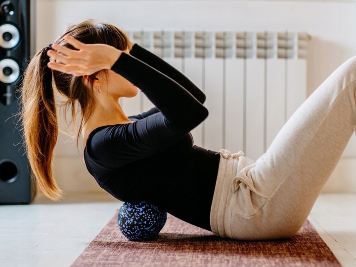 Zestaw wałek do masażu mini roller 2x piłka 2x duoball 6 elem. EPP