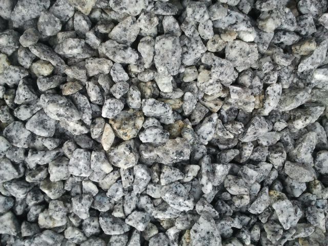 Grys granit 8-16 dalmatyńczyk kamień ozdobny ogrodowy 20 kg