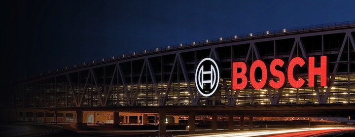 BOSCH WIERTARKA UDAROWA EASYIMPACT 600W +AKCESORIA