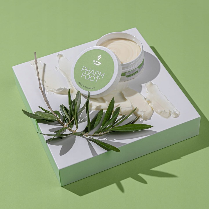 CRACKED HEEL PROTECTOR Pharm Foot maść ochronna do stóp 75 ml