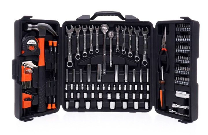 ZESTAW KLUCZY NARZĘDZI KLUCZE NASADOWE W WALIZCE 140 EL WALIZKA NARZĘDZIOWA