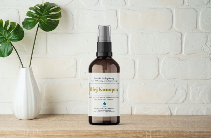 Olej KONOPNY nawilża działa przeciwzapalnie na skórę