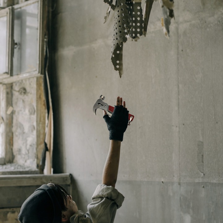 MULTITOOL NARZĘDZIE WIELOFUNKCYJNE SURVIVAL ZESTAW