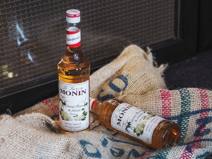 Syrop smakowy MONIN ELDER FLOWER kwiat czarnego bzu 700 ml