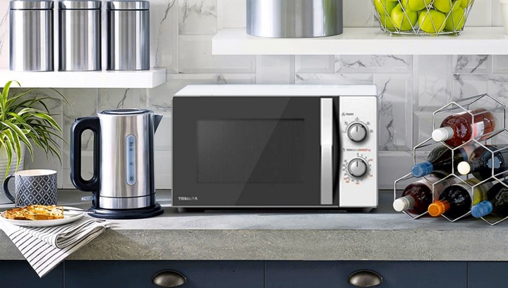 Mikrofalówka Kuchenka Toshiba Biała Kompaktowa 700W 20litrów biała