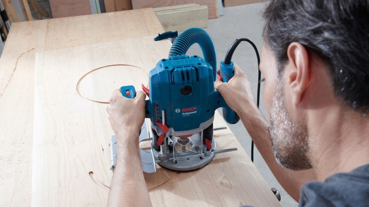 FREZARKA GÓRNOWRZECIONOWA 1300W GOF 130 BOSCH