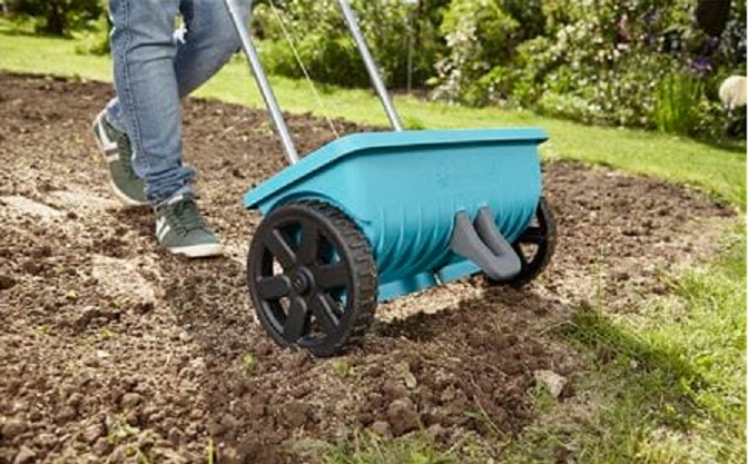 Gardena 00432-20 ręczny rozsiewacz nawozu 12,5 L