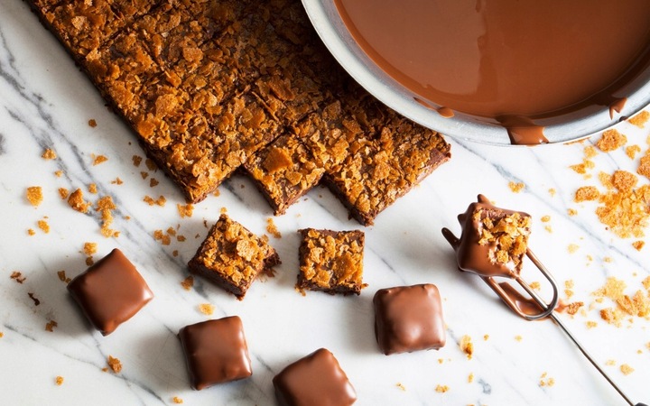 Prażynka francuska do tortu posypka waflowa dekoracje CHRUPKA 2Litry