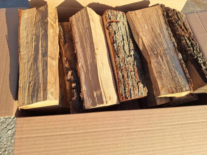 DREWNO KOMINKOWE SUSZONE DĘBOWE 20 KG GRILLA, OGNISKA, WĘDZENIA, OPAŁ,